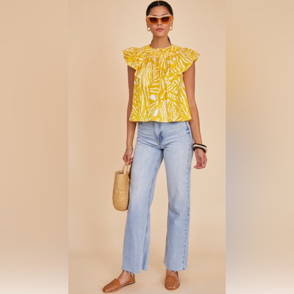 Hunter Bell Yellow printed Kinser Top size M
